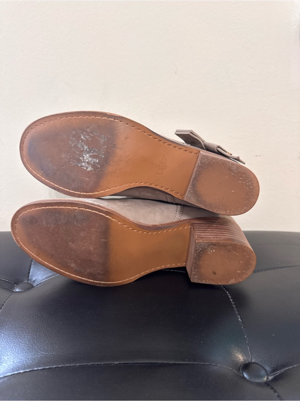 UGG Elora Boots Size 8 - Picture 10 of 13